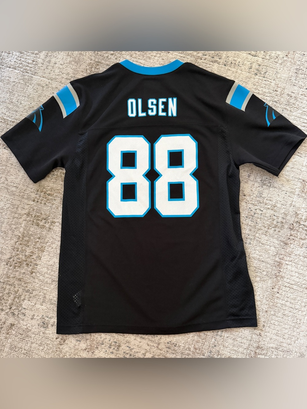 NFL Team Apparel Carolina Panthers Greg Olsen #88 Jersey youth L Black